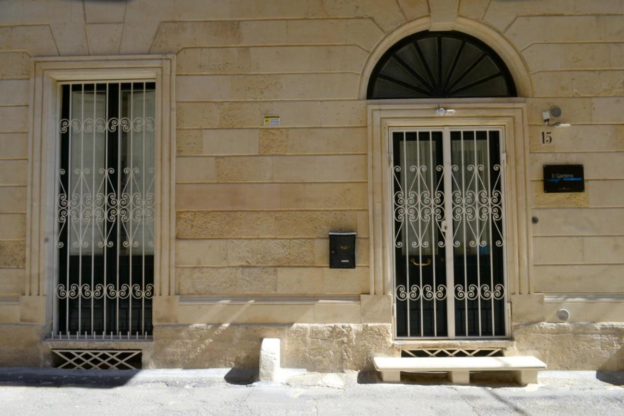 Il Garbino Suite And Apartment Лечче Экстерьер фото
