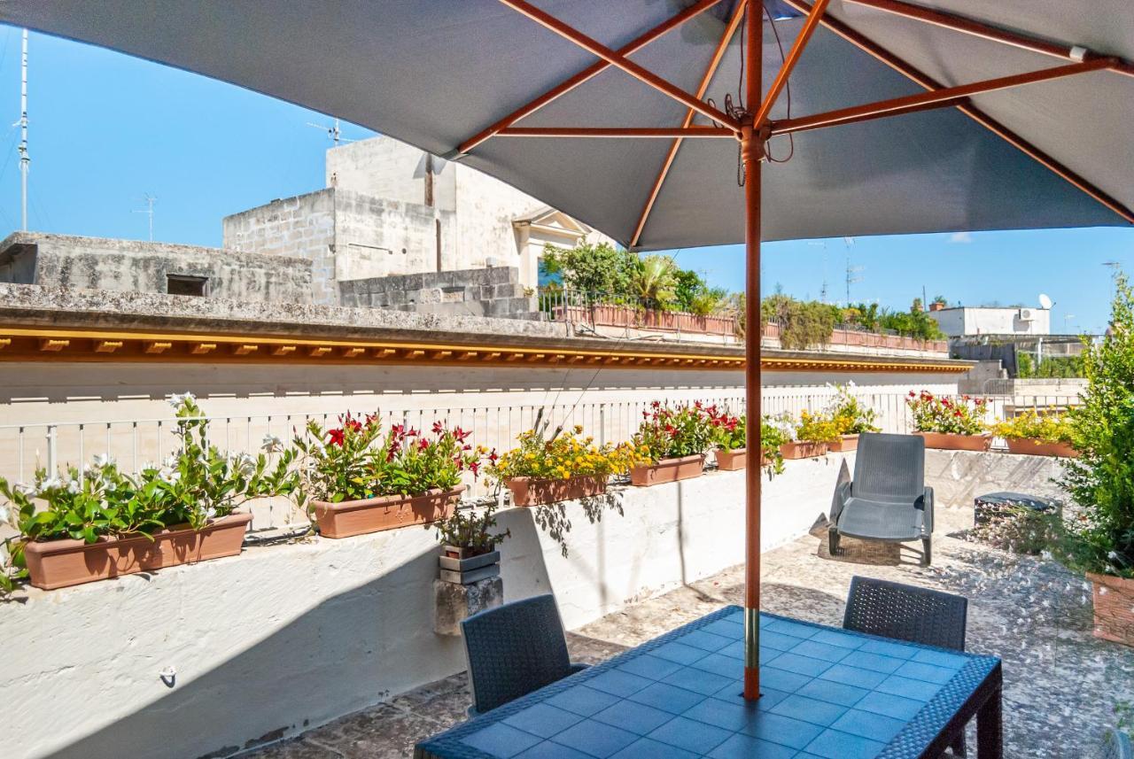 Il Garbino Suite And Apartment Лечче Экстерьер фото