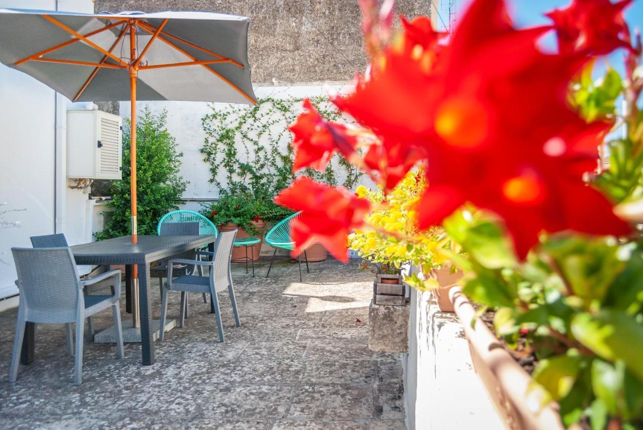 Il Garbino Suite And Apartment Лечче Экстерьер фото