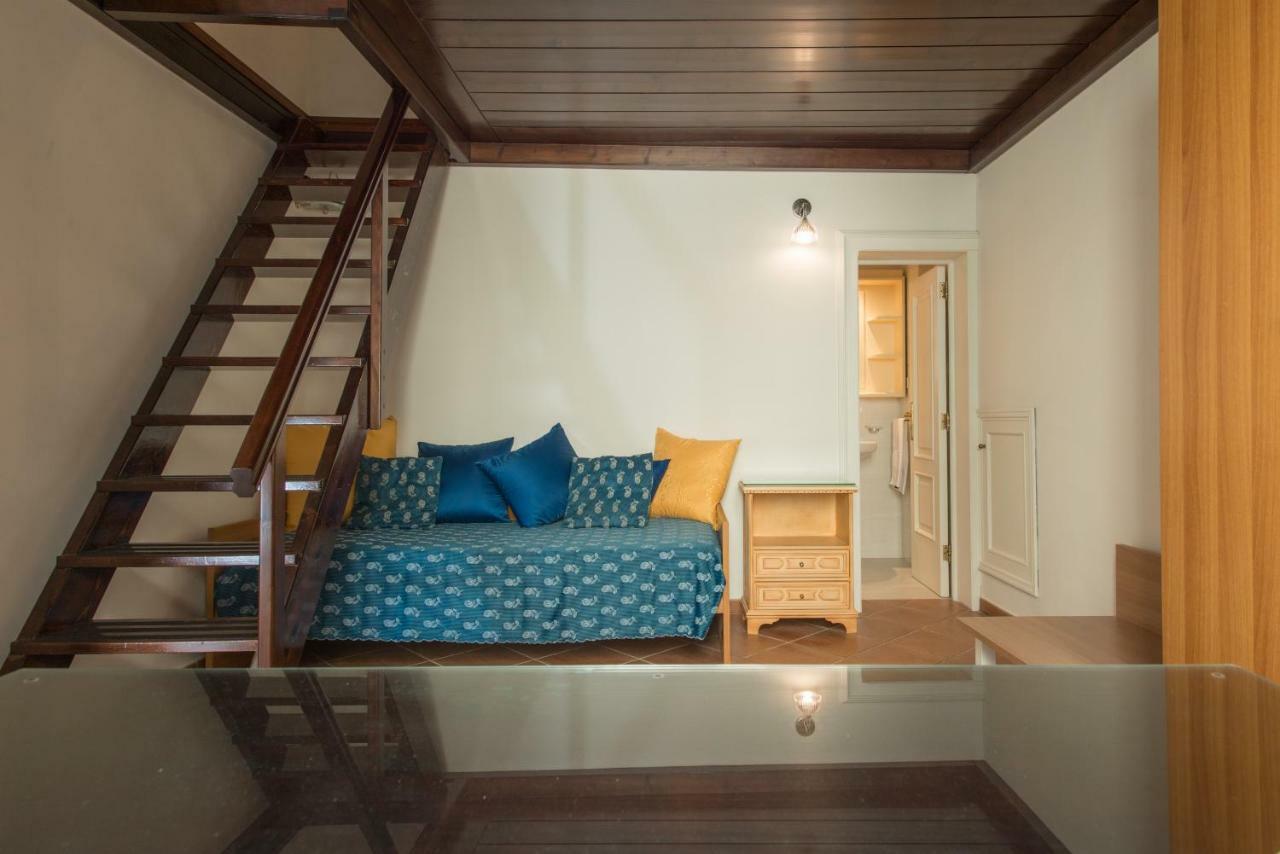 Il Garbino Suite And Apartment Лечче Экстерьер фото