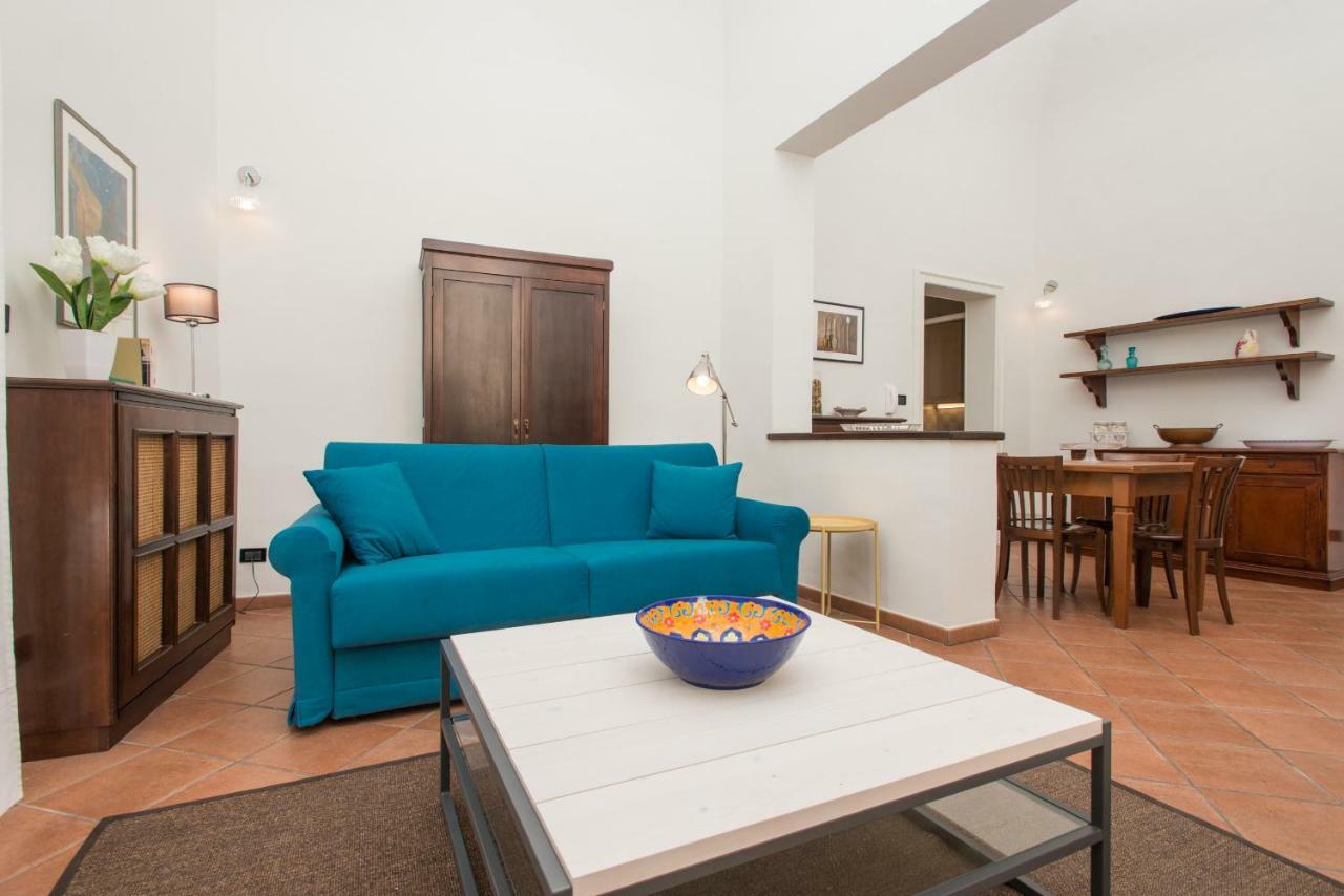 Il Garbino Suite And Apartment Лечче Экстерьер фото